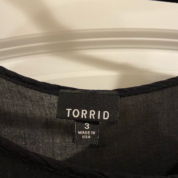 Black Torrid top, size 3 - Picture 3 of 3